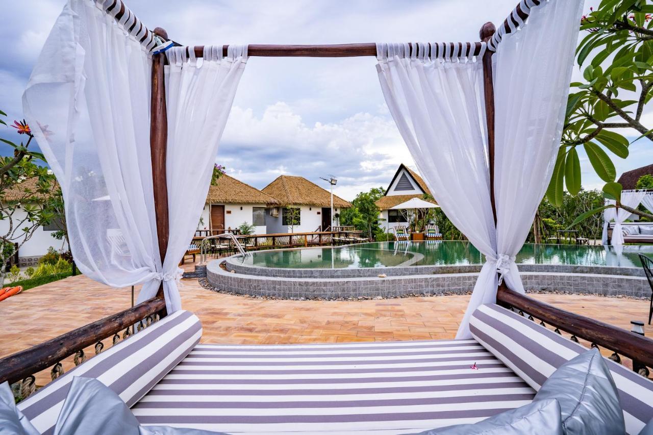 Rivertree Villa & Resort Кампот Экстерьер фото