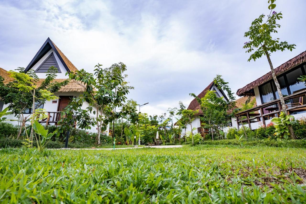 Rivertree Villa & Resort Кампот Экстерьер фото