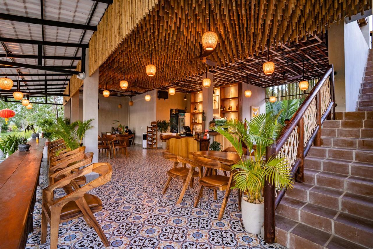 Rivertree Villa & Resort Кампот Экстерьер фото